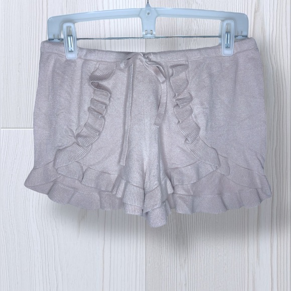 LEMON Women’s Ruffle Shorts - Picture 2 of 7